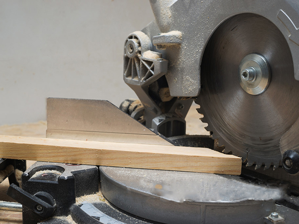 Usage and Maintenance of Saw Blade Motors